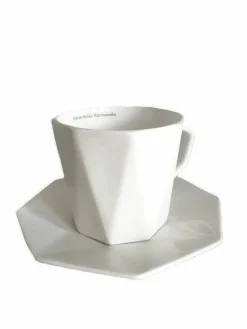 Porcelanowa filiżanka